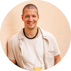 Lucas, Leitung Logistik